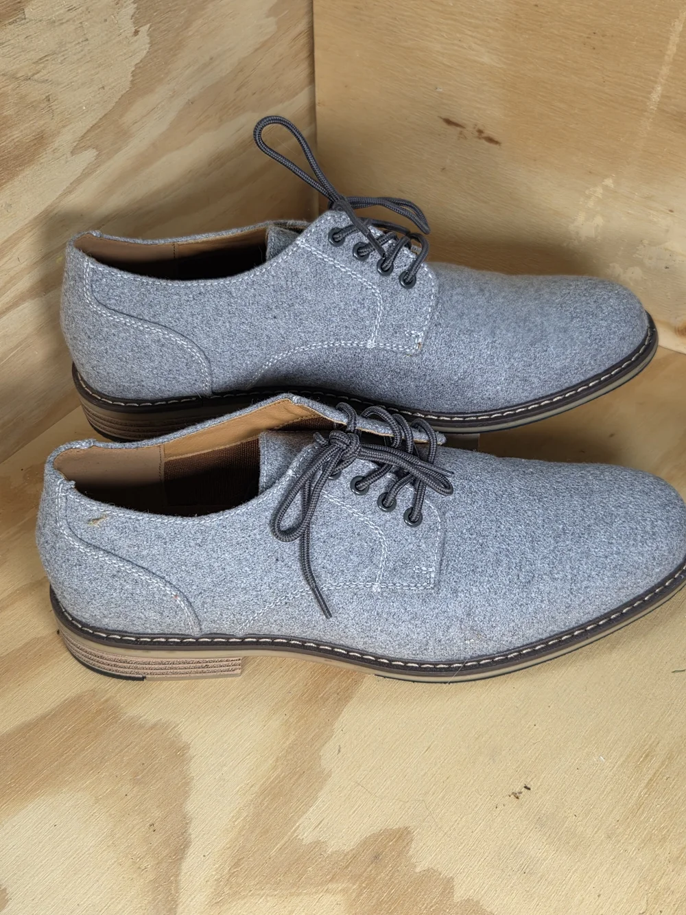 jf j.ferrar Gray Wool Derby Shoes - Classic Lace-Up